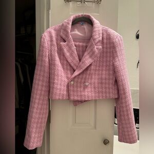 Pink tweed blazer cropped. Vintage houndstooth look